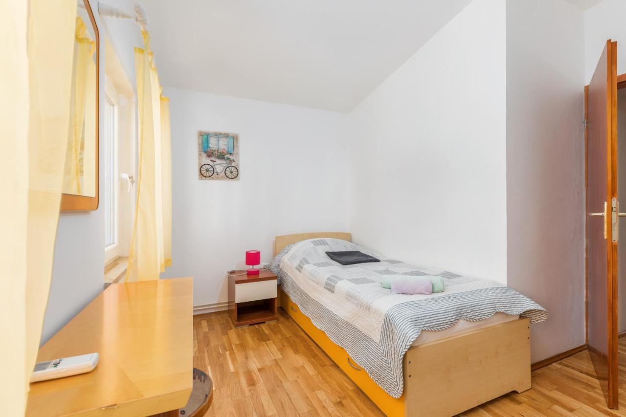 Apartments Lora Pula Zewnętrze zdjęcie